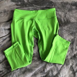 Neon green and black cropped reversible Lululemon